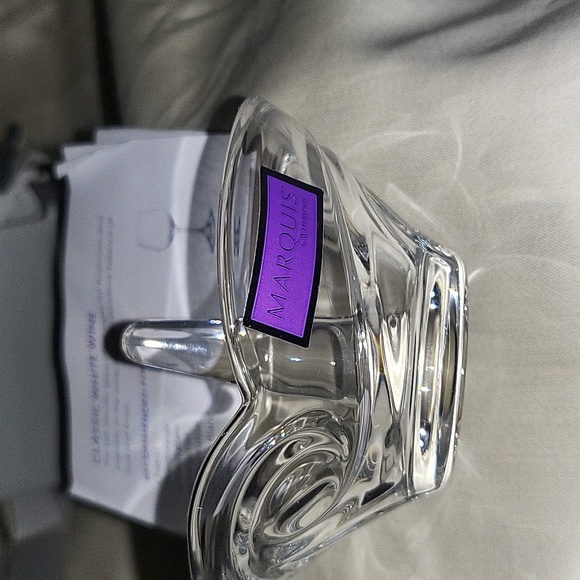 Marquis Ring Holder - Picture 4 of 7